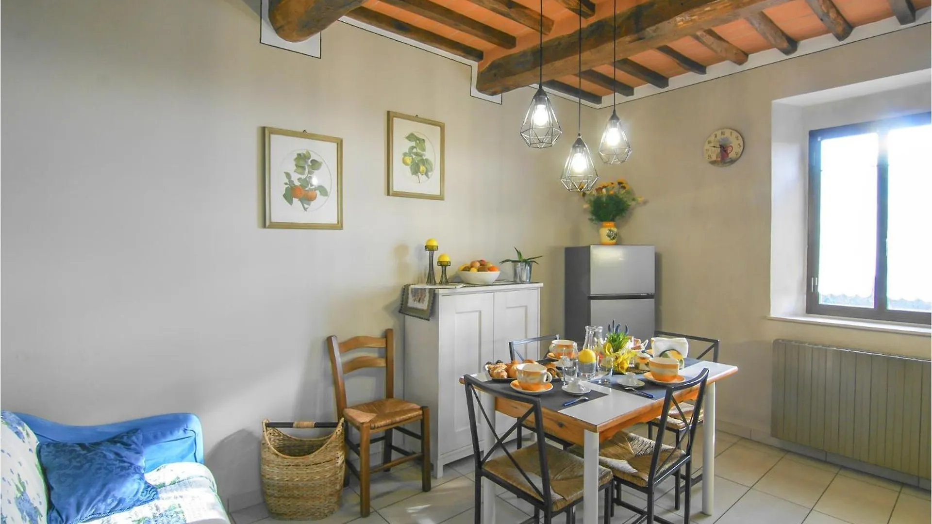 Awesome Home In Macchino With Kitchen Marliana 0*,