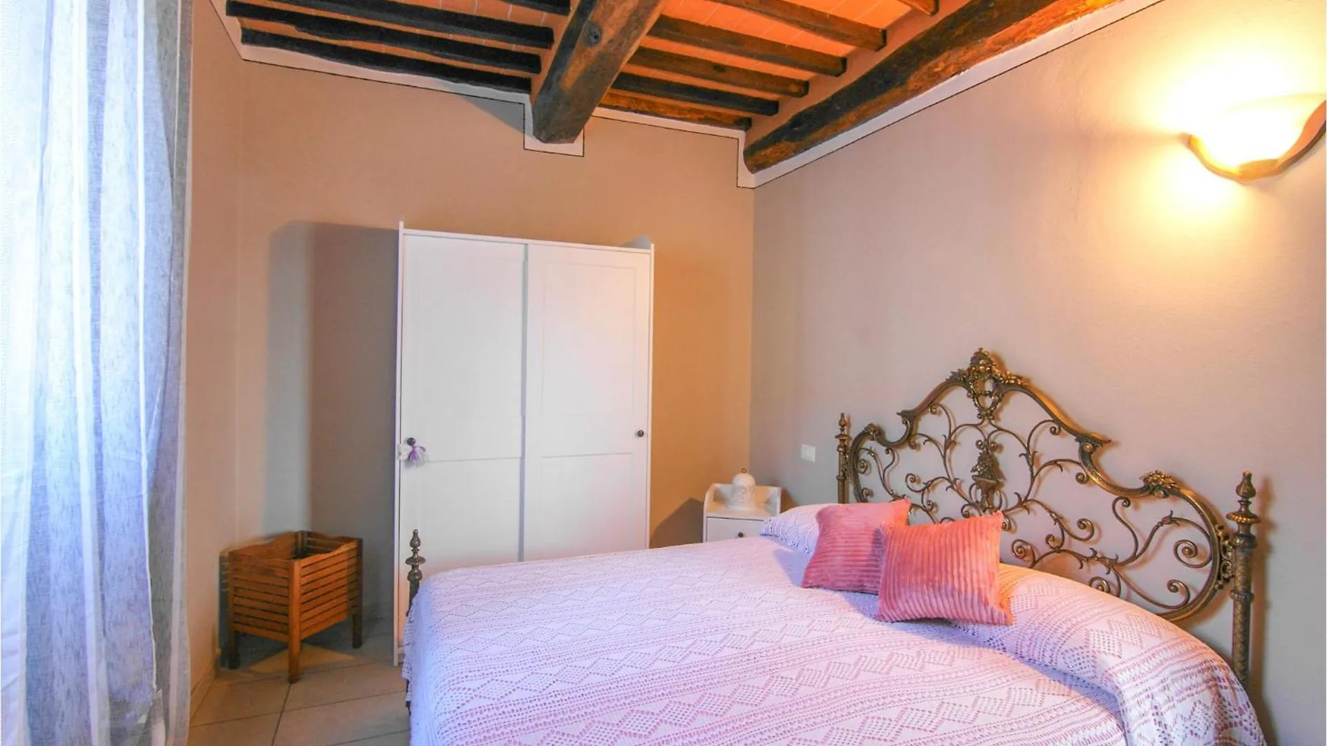 Awesome Home In Macchino With Kitchen Marliana