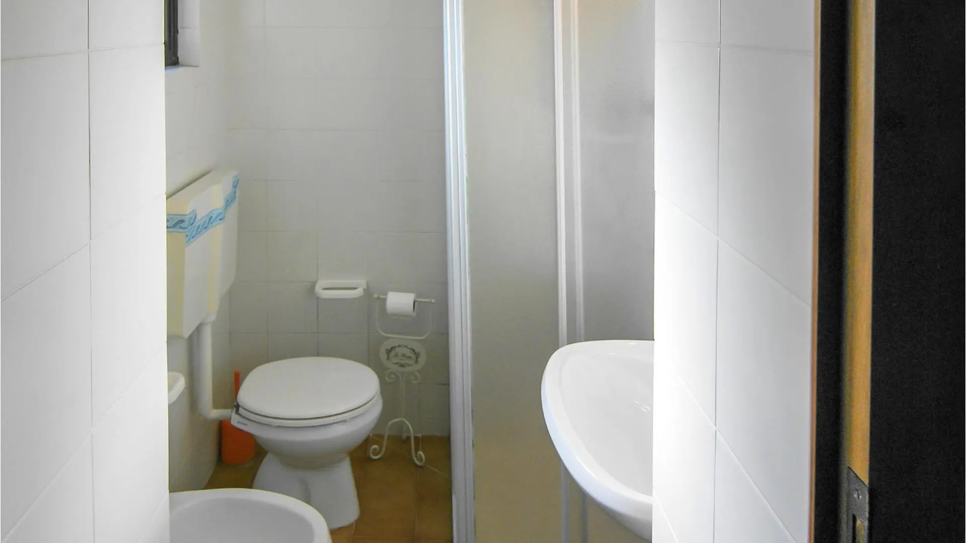 Holiday home Awesome Home In Macchino With Kitchen Marliana