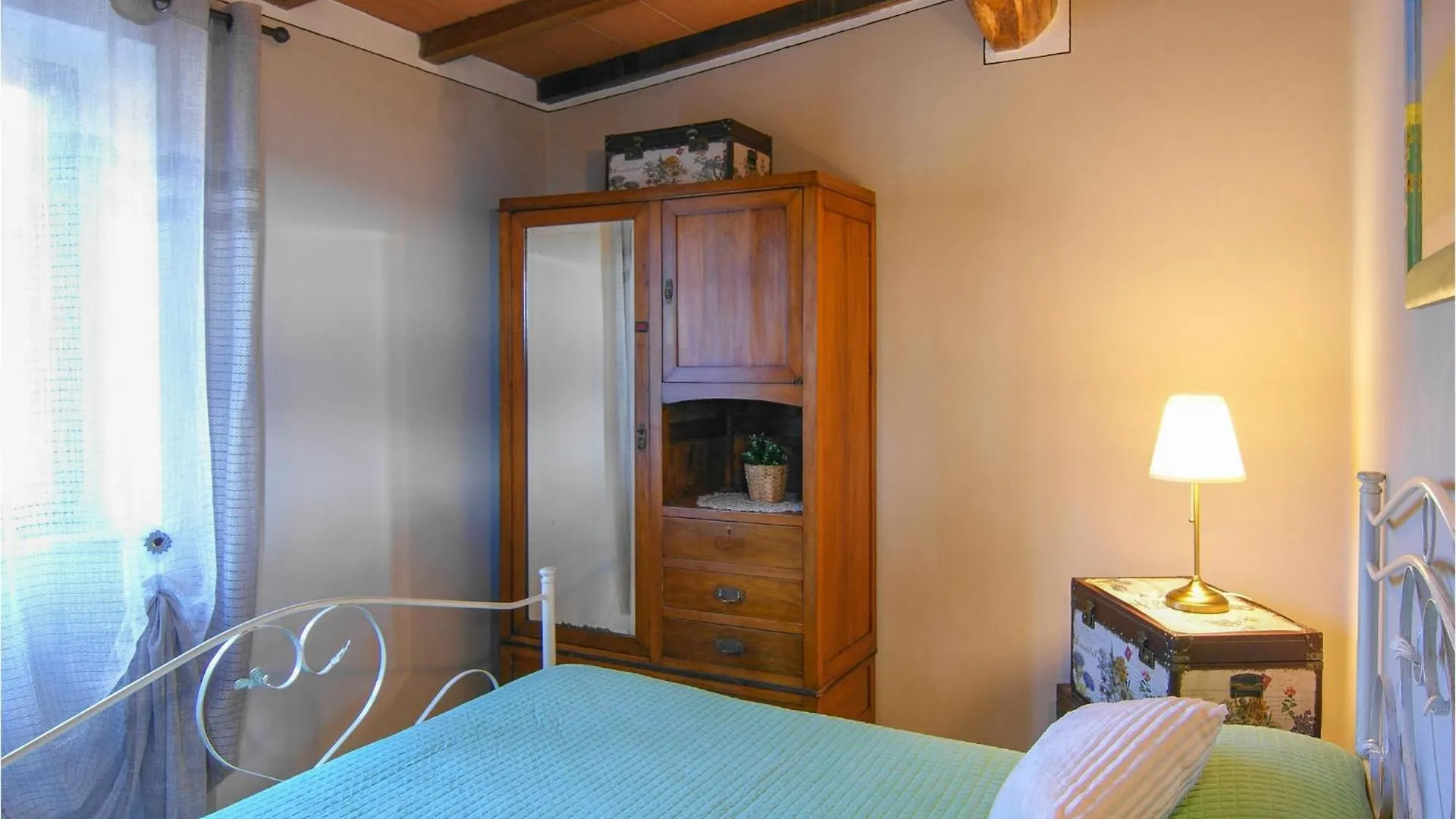 Awesome Home In Macchino With Kitchen Marliana 0*,