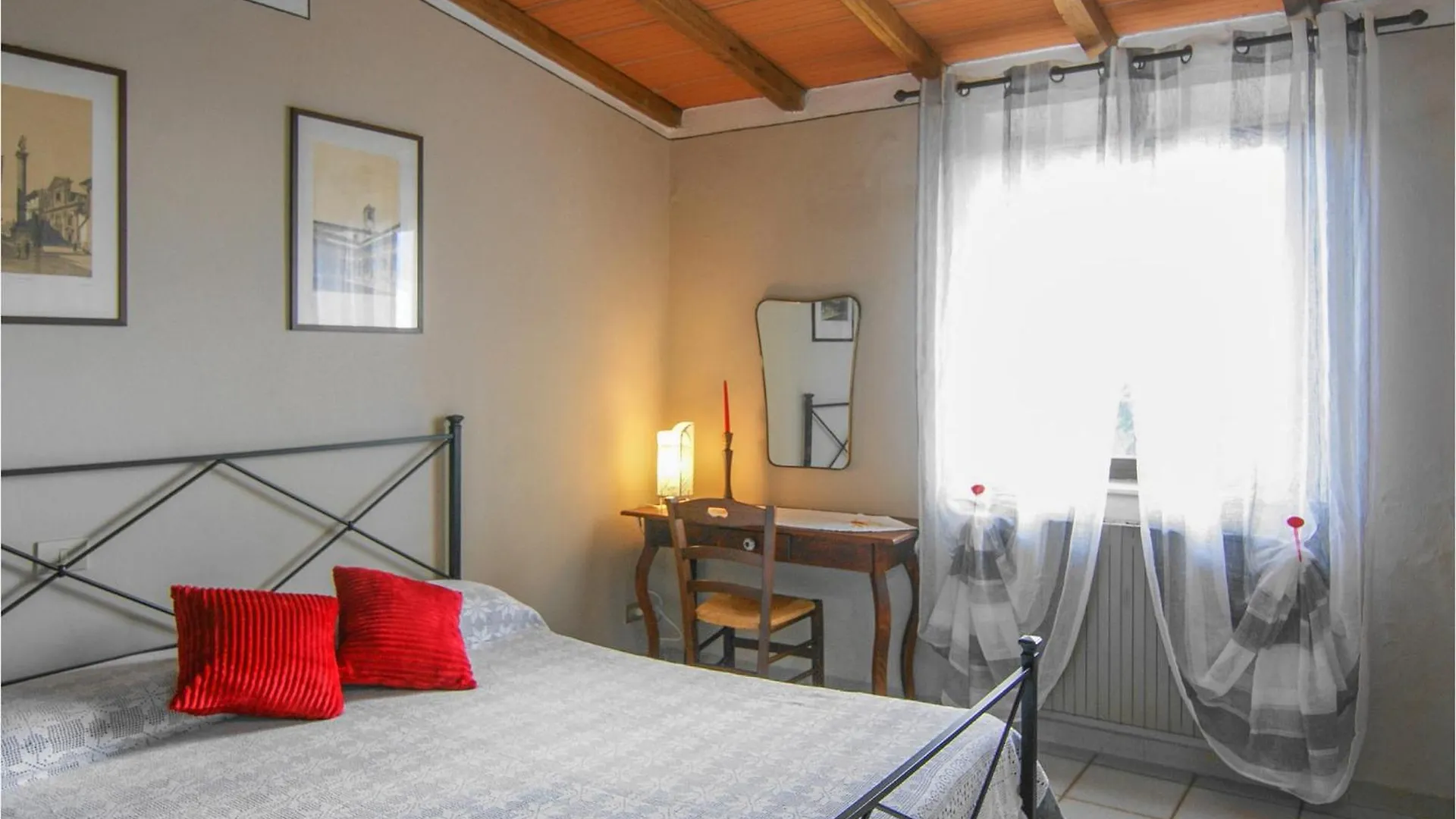 Awesome Home In Macchino With Kitchen Marliana Holiday home