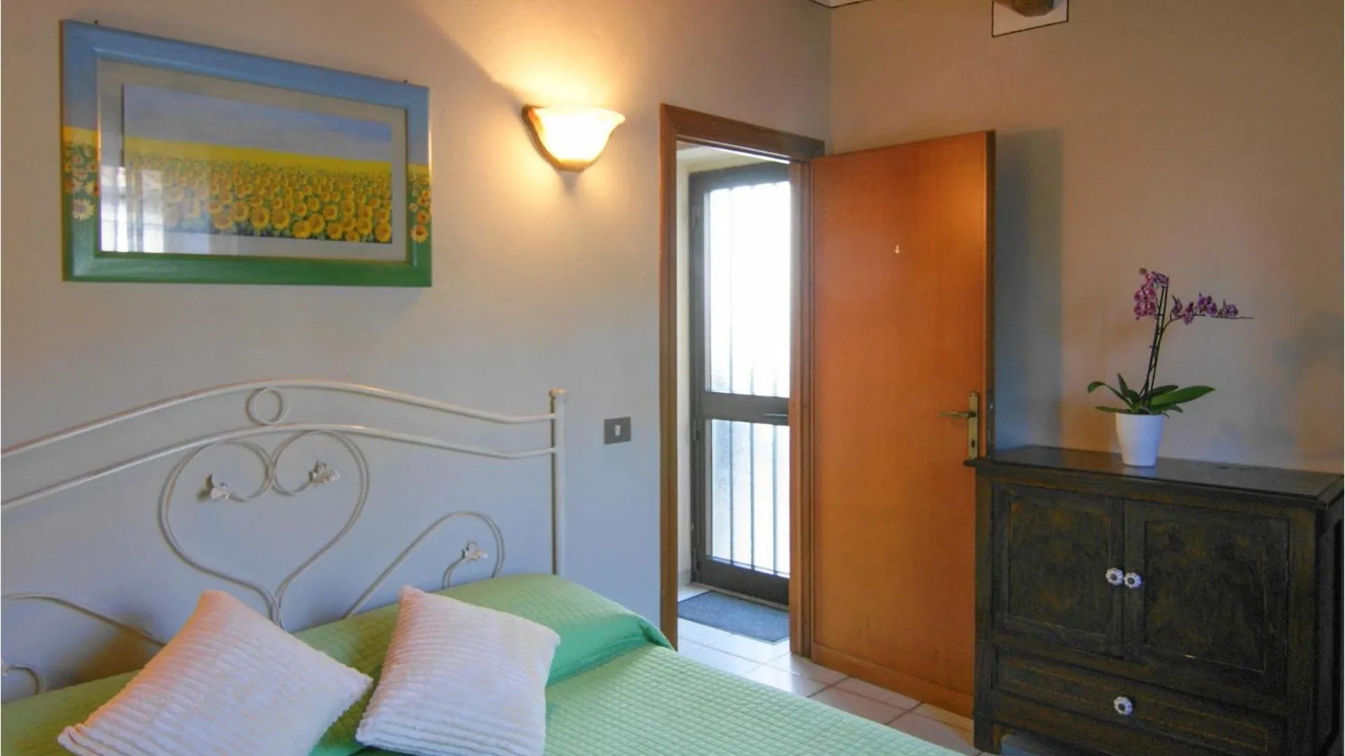 別荘 Awesome Home In Macchino With Kitchen Marliana
